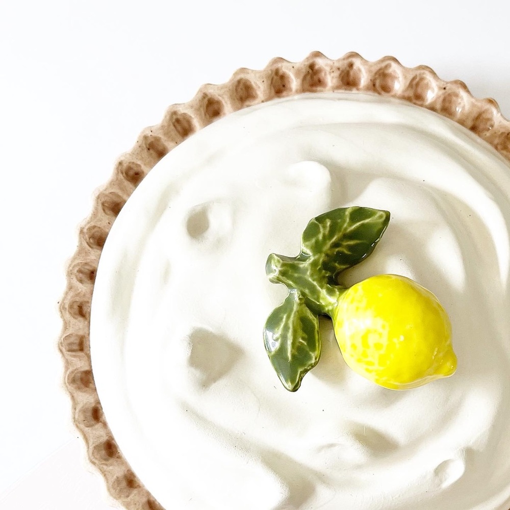 Lemon meringue pie dish!